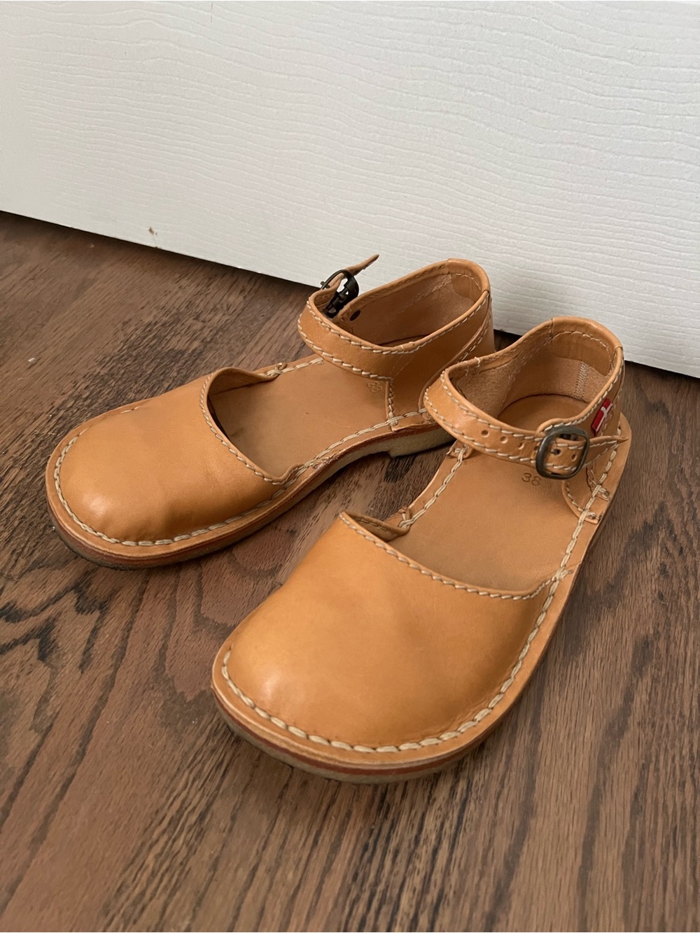 Duckfeet Tan Leather Mary Jane Shoes